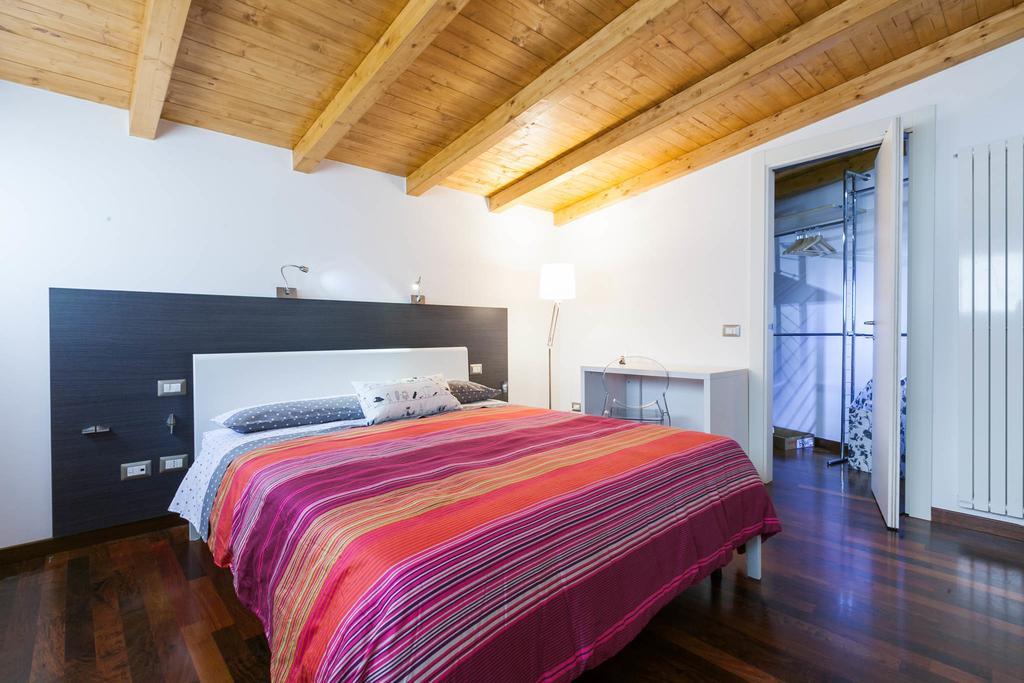 Semplicemente Casa Milão Quarto foto